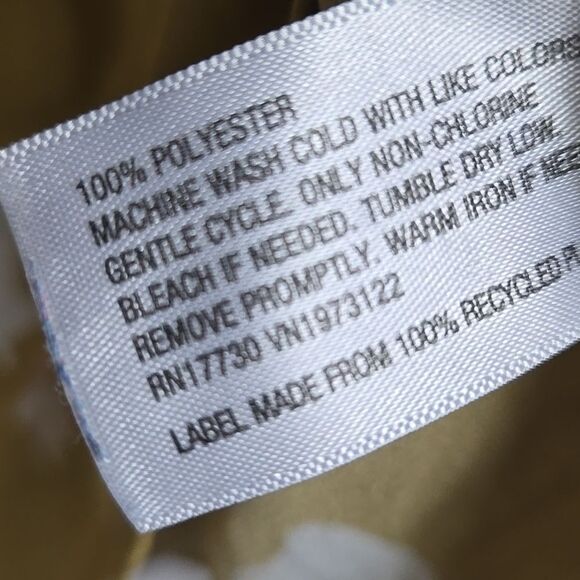 Ava & Viv Women's 4X Plus Floral V Neck Blouse Butter Yellow Boho Peasant Top - Picture 9 of 12